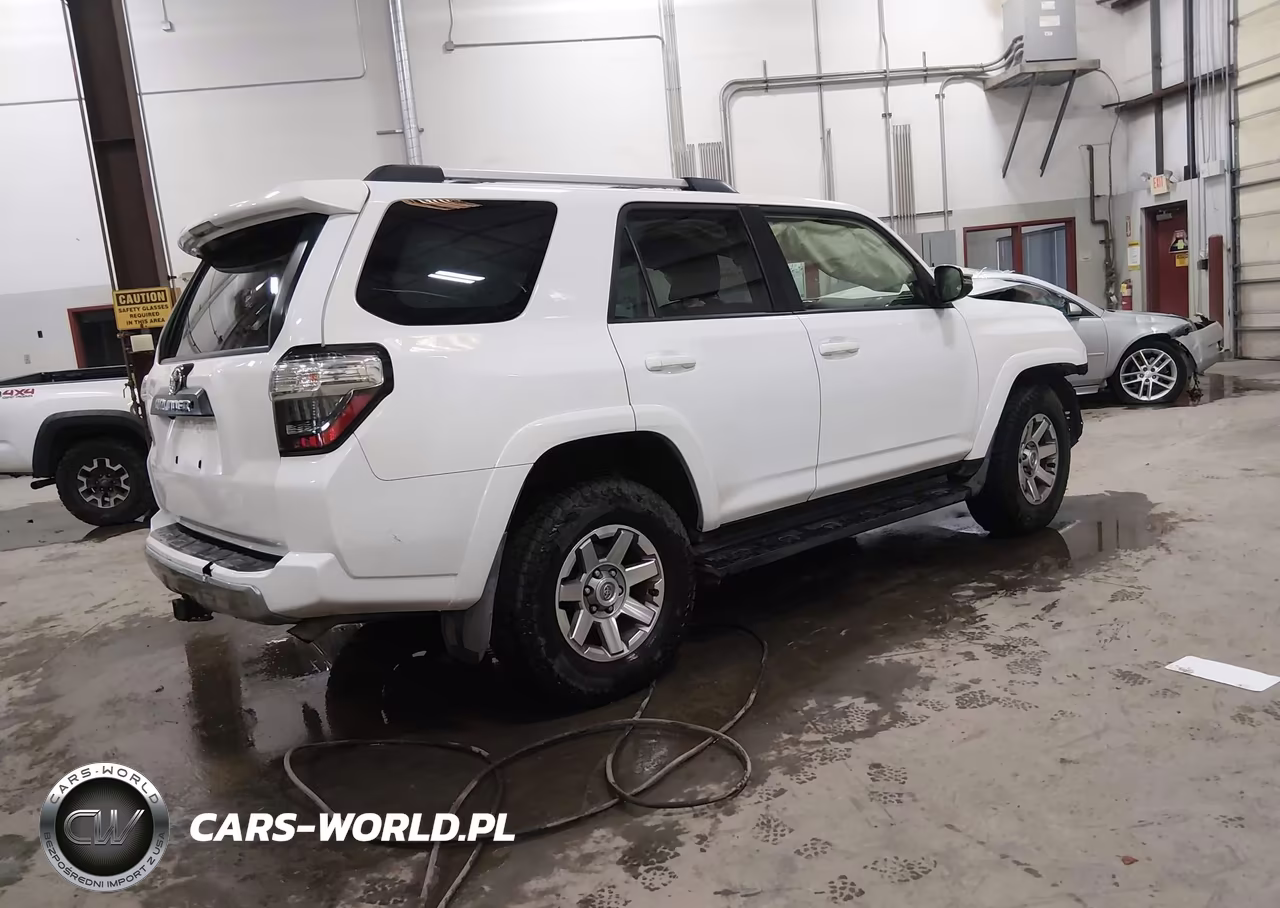 2016 Toyota 4Runner Trail Premium VIN:JTEBU5JR9G5379967 - 4