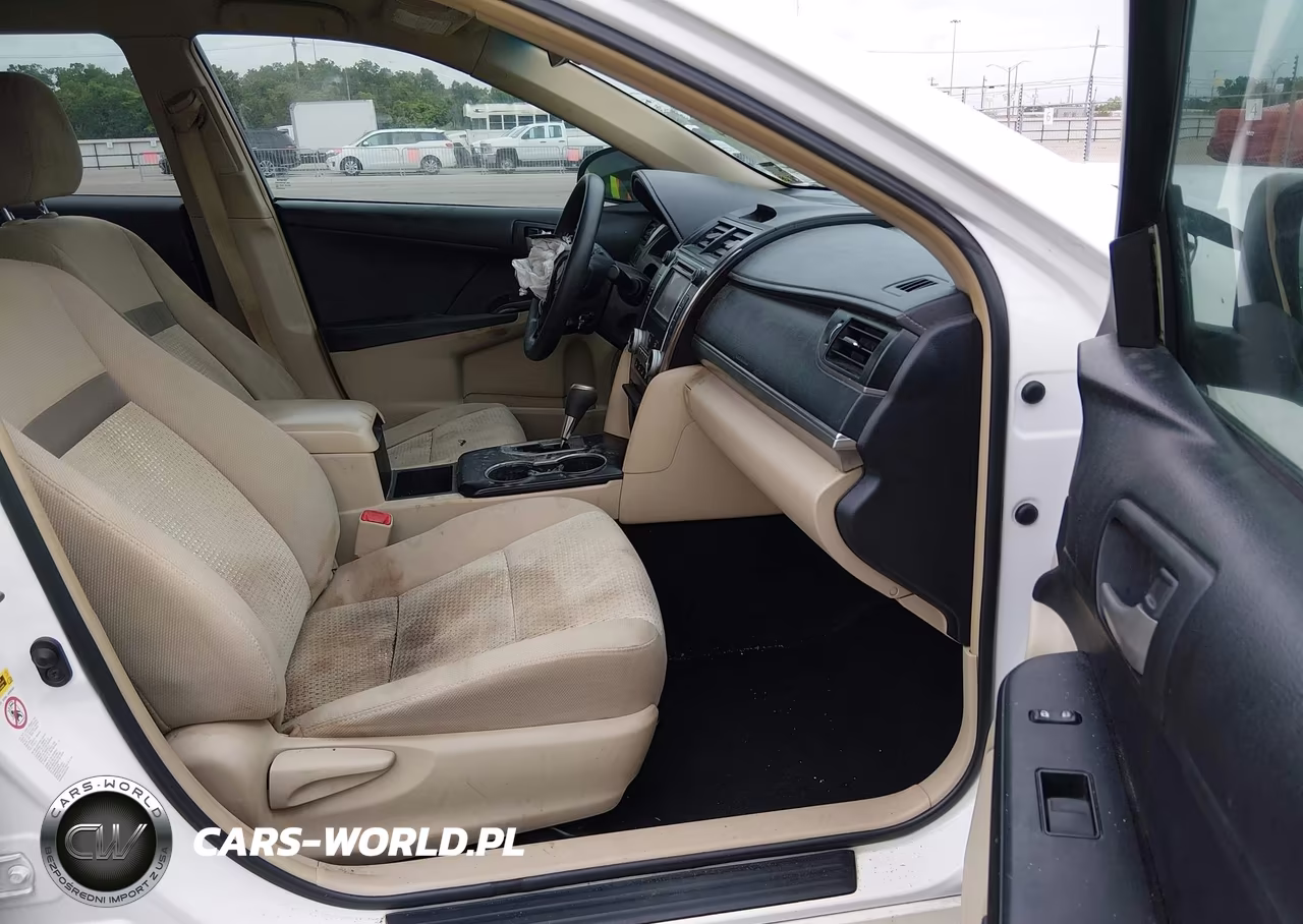 2014 Toyota Camry L VIN:4T4BF1FK0ER341972 - 5