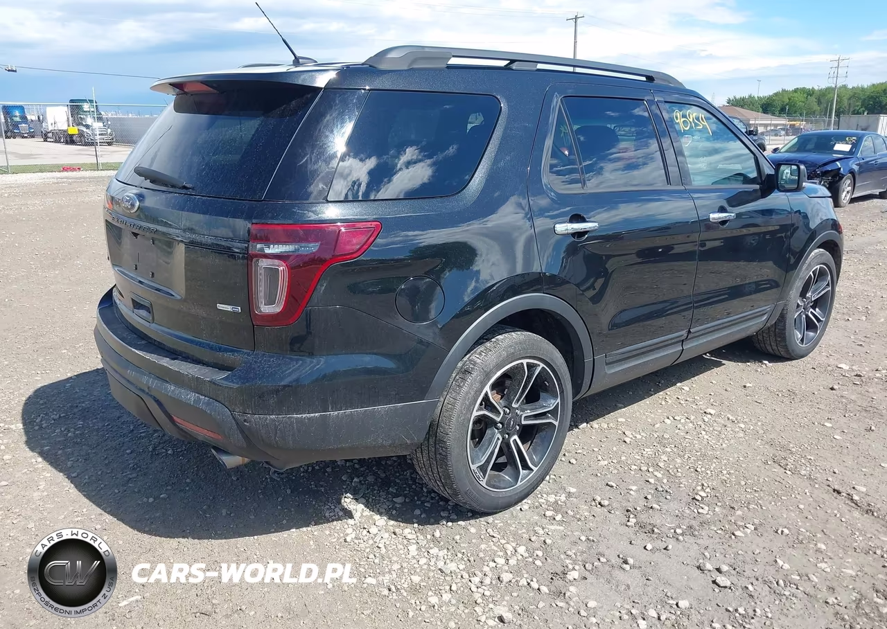 2014 Ford Explorer Sport VIN:1FM5K8GT4EGA21443 - 4