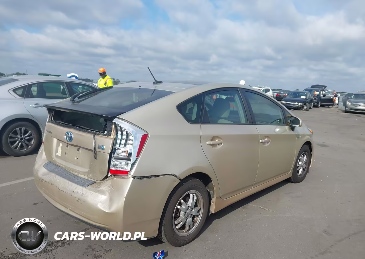 2010 Toyota Prius Iii VIN:JTDKN3DU3A0039997 - 4