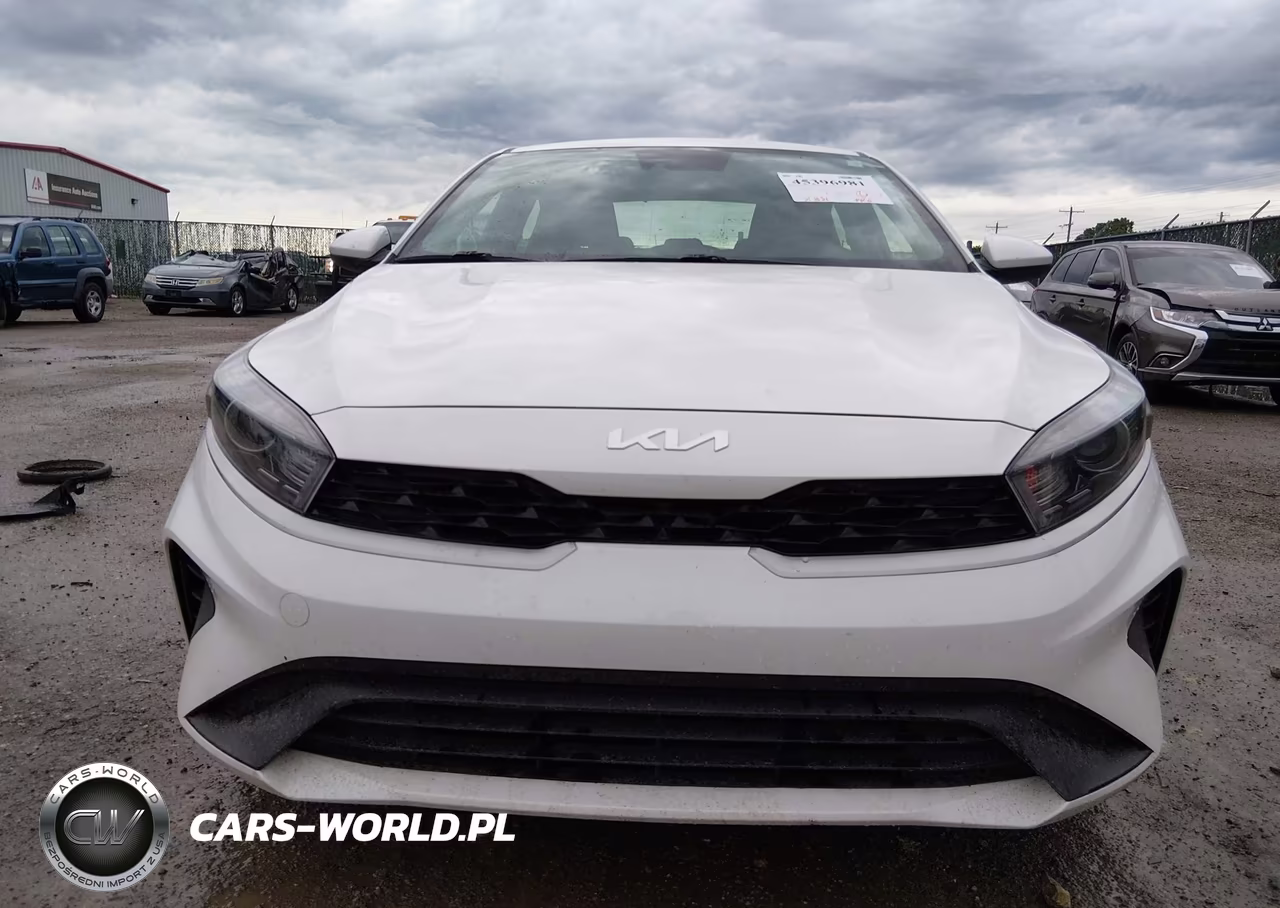 2024 Kia Forte Lxs VIN:3KPF24ADXRE720911 - 12