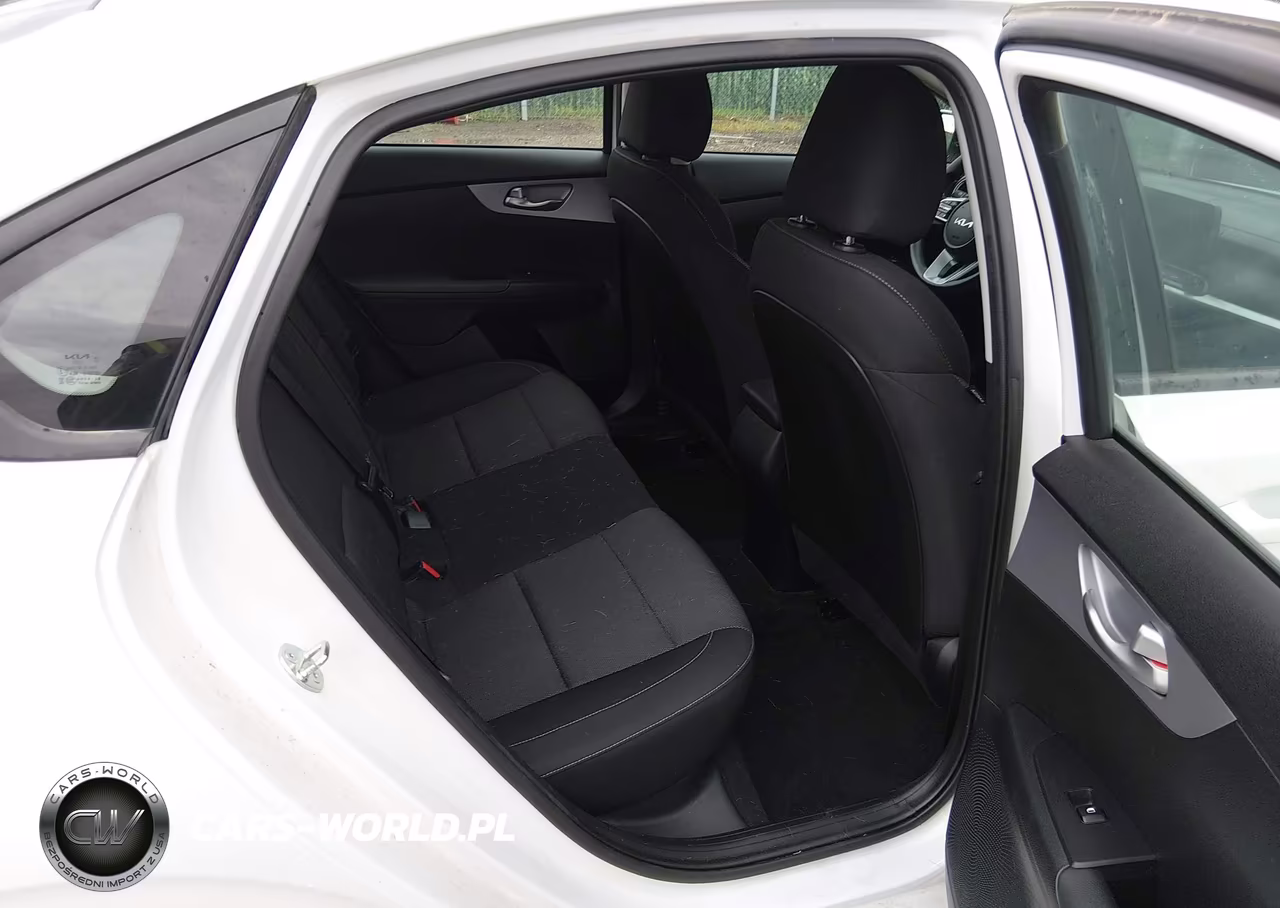 2024 Kia Forte Lxs VIN:3KPF24ADXRE720911 - 8