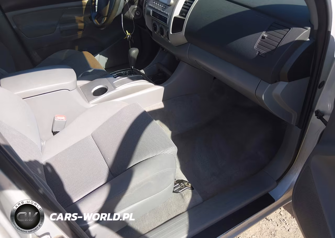2005 Toyota Tacoma Prerunner V6 VIN:5TEKU72N65Z137661 - 5