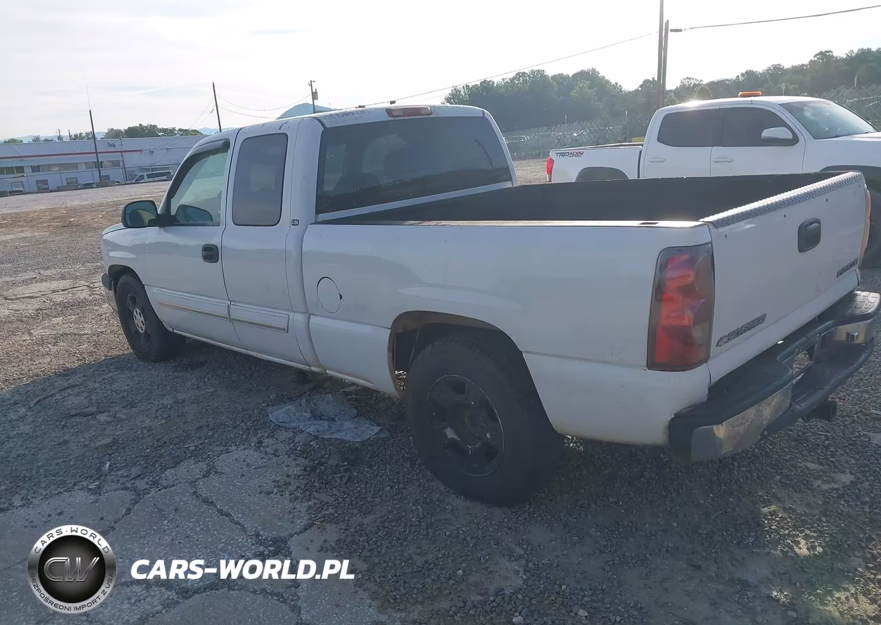 2003 Chevrolet Silverado 1500 Ls VIN:2GCEC19T731253602 - 3