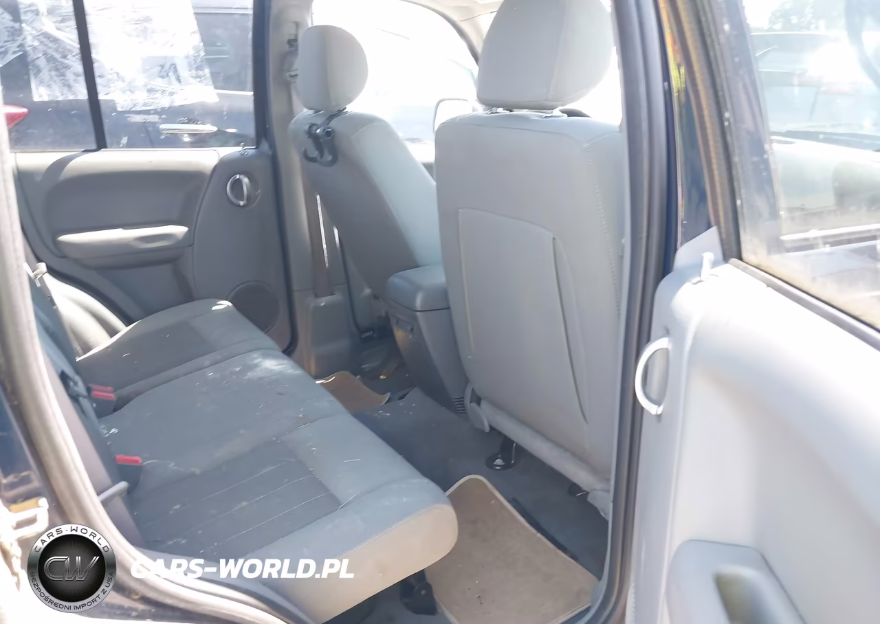 2005 Jeep Liberty Limited Edition VIN:1J4GL58K25W723405 - 8