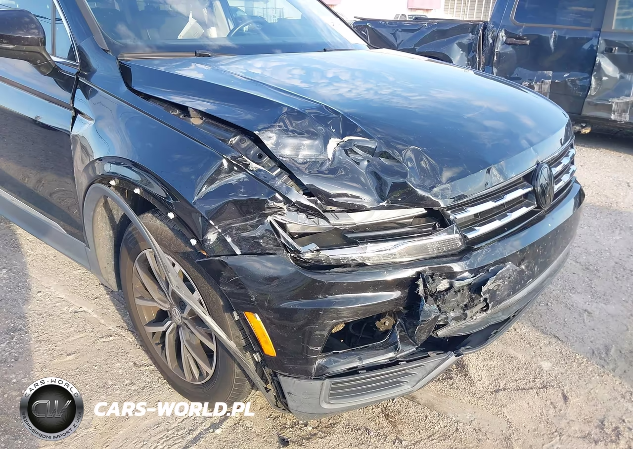 2020 Volkswagen Tiguan 2.0T Se-2.0T Se R-Line Black-2.0T Sel VIN:3VV2B7AX7LM024578 - 6