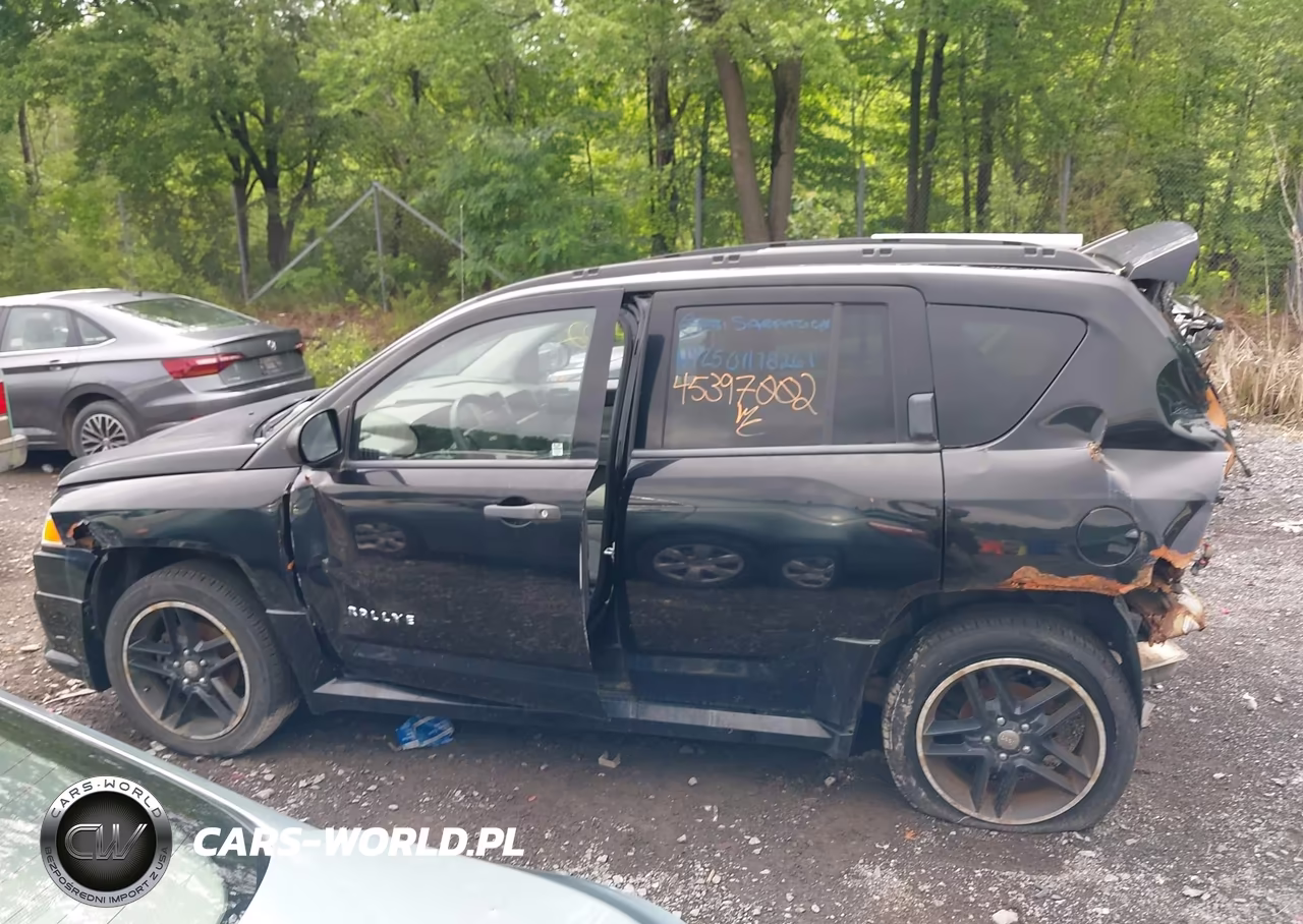 2007 Jeep Compass Sport VIN:1J8FF47W87D364978 - 13