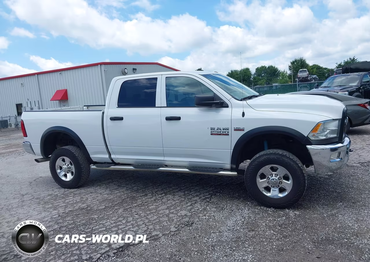 2017 Ram 2500 Tradesman 4X4 6'4 Box VIN:3C6TR5CJ1HG713363 - 13