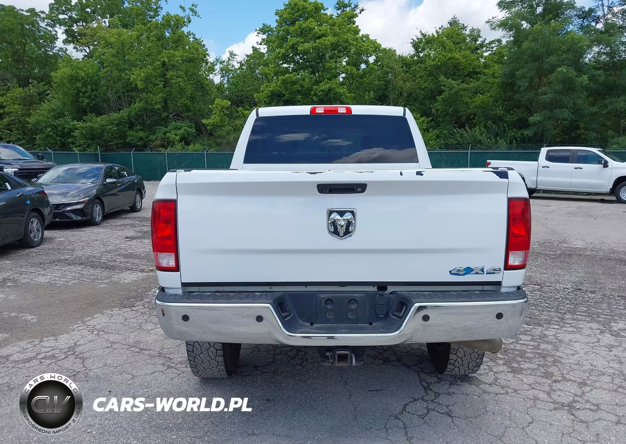 2017 Ram 2500 Tradesman 4X4 6'4 Box VIN:3C6TR5CJ1HG713363 - 16