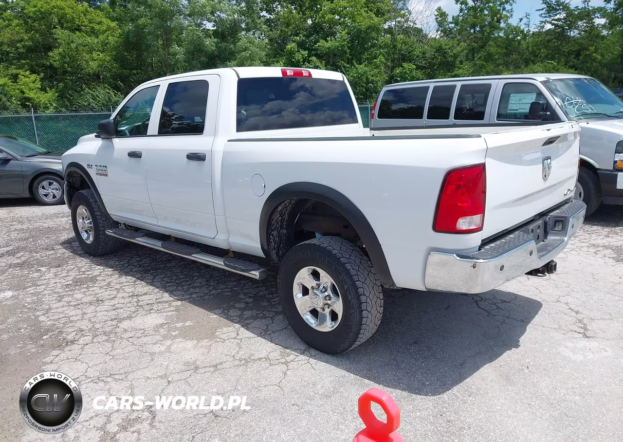 2017 Ram 2500 Tradesman 4X4 6'4 Box VIN:3C6TR5CJ1HG713363 - 3