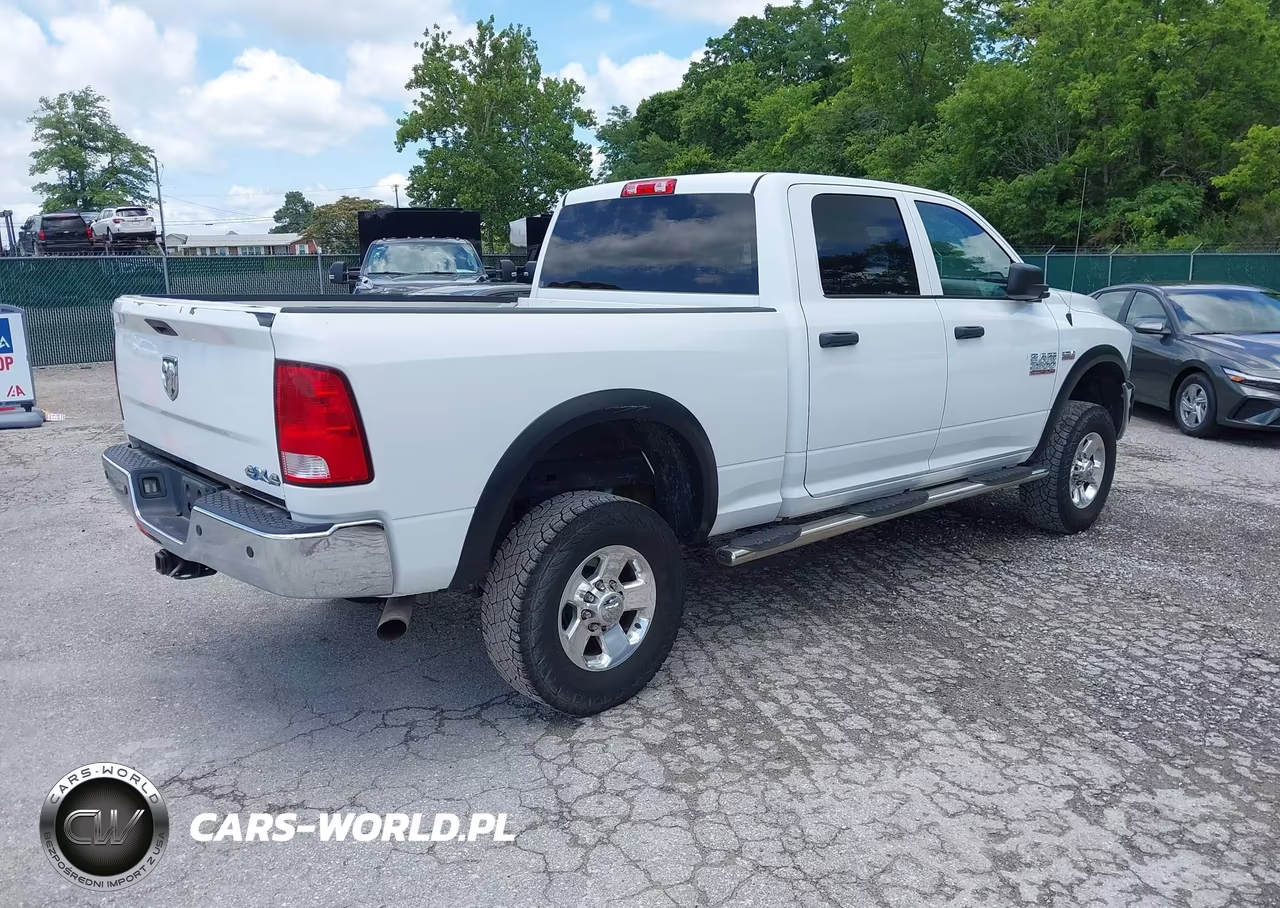 2017 Ram 2500 Tradesman 4X4 6'4 Box VIN:3C6TR5CJ1HG713363 - 4