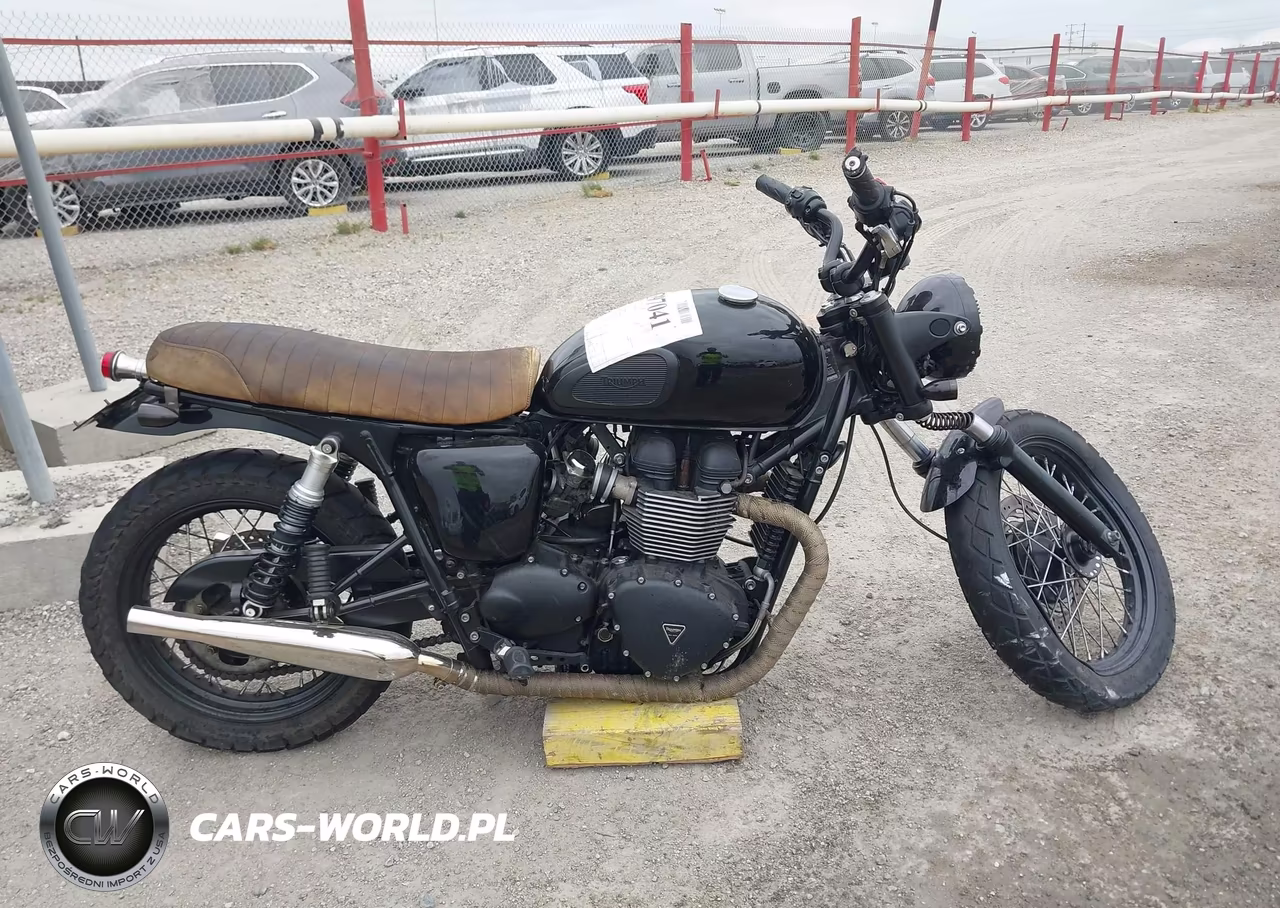 2015 Triumph Motorcycle Bonneville T100 VIN:SMT910K12FT667722 - 11