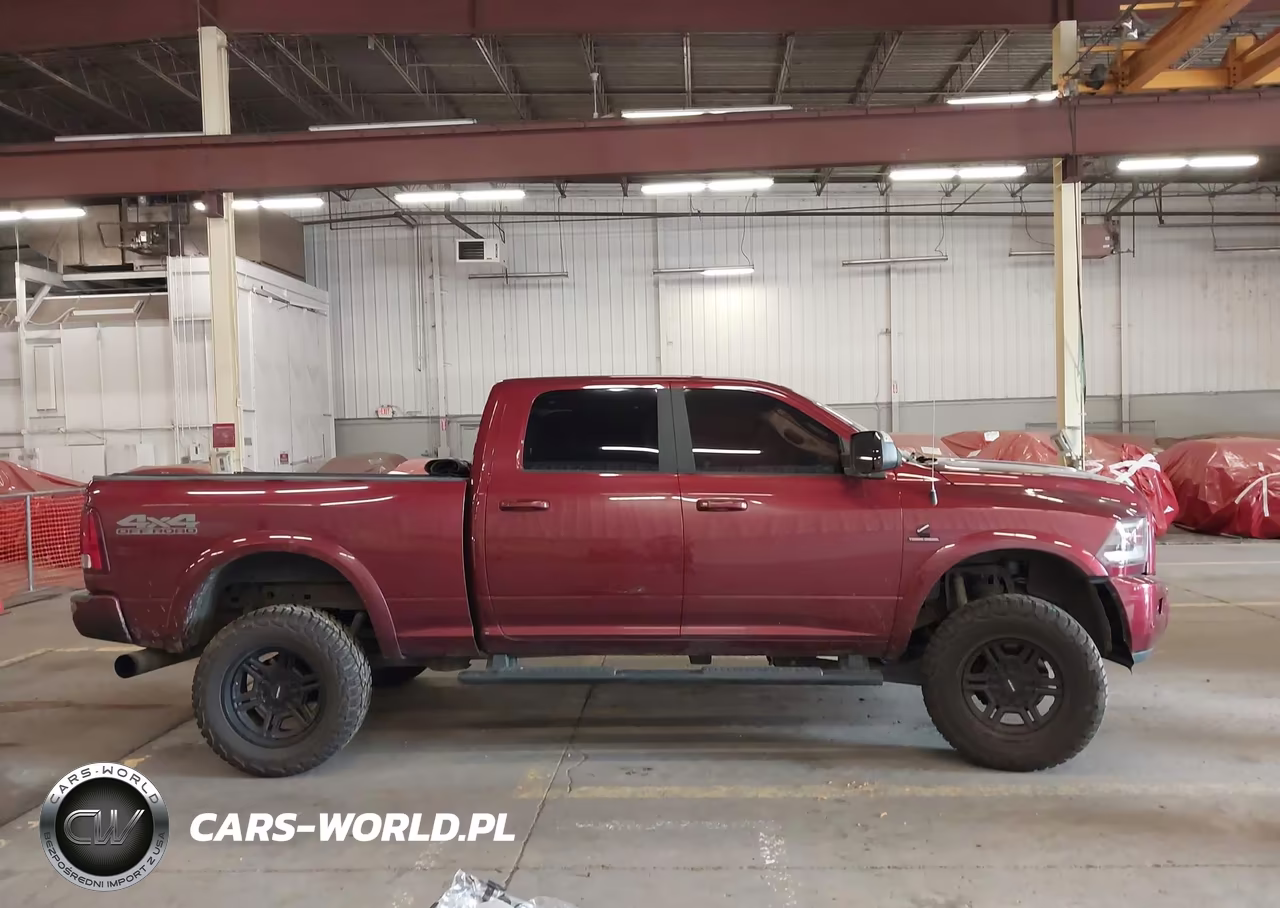 2018 Ram 2500 Laramie 4X4 6'4 Box VIN:3C6UR5FL9JG313770 - 13