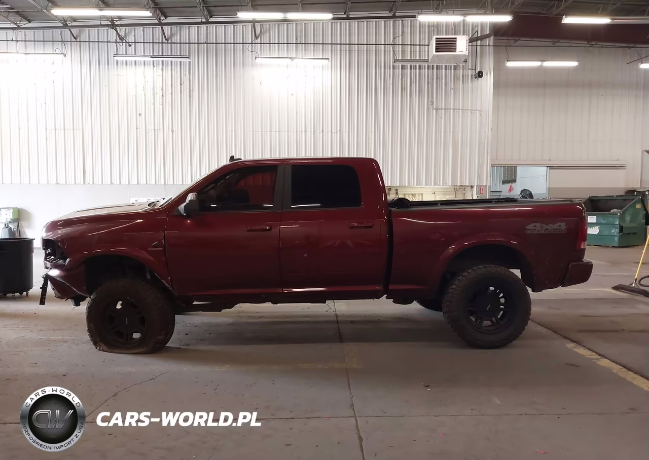2018 Ram 2500 Laramie 4X4 6'4 Box VIN:3C6UR5FL9JG313770 - 14