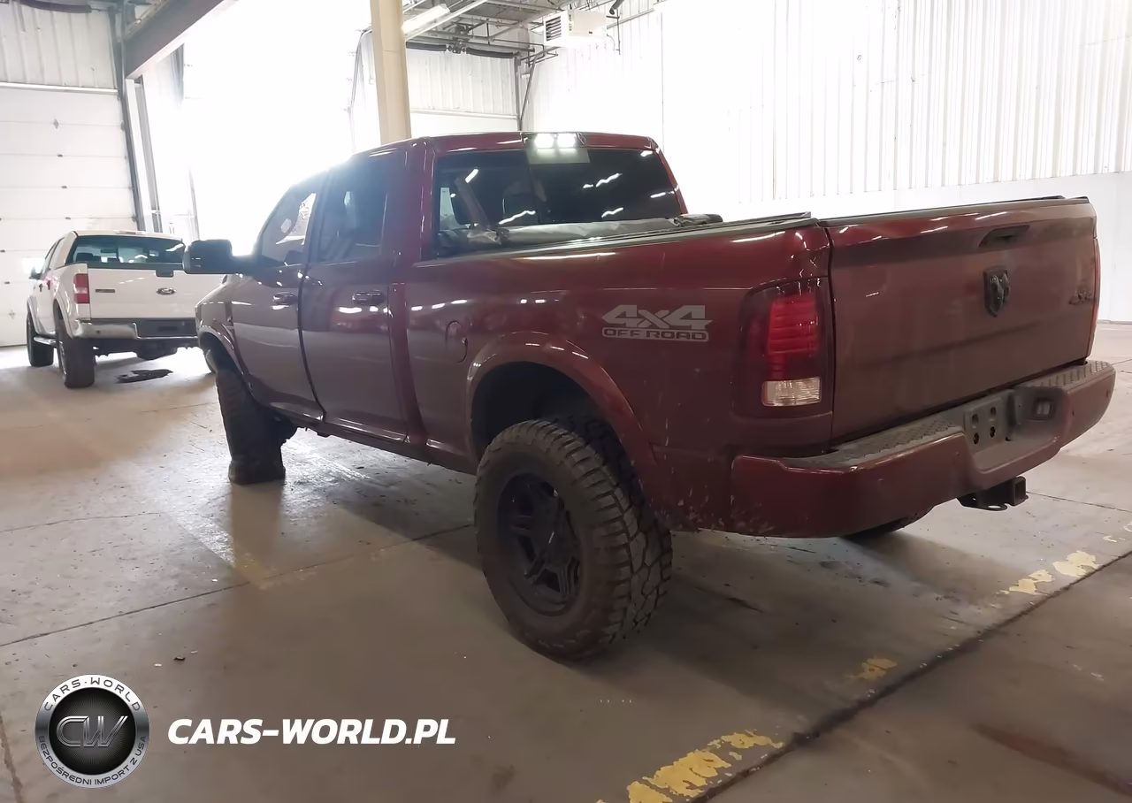 2018 Ram 2500 Laramie 4X4 6'4 Box VIN:3C6UR5FL9JG313770 - 3