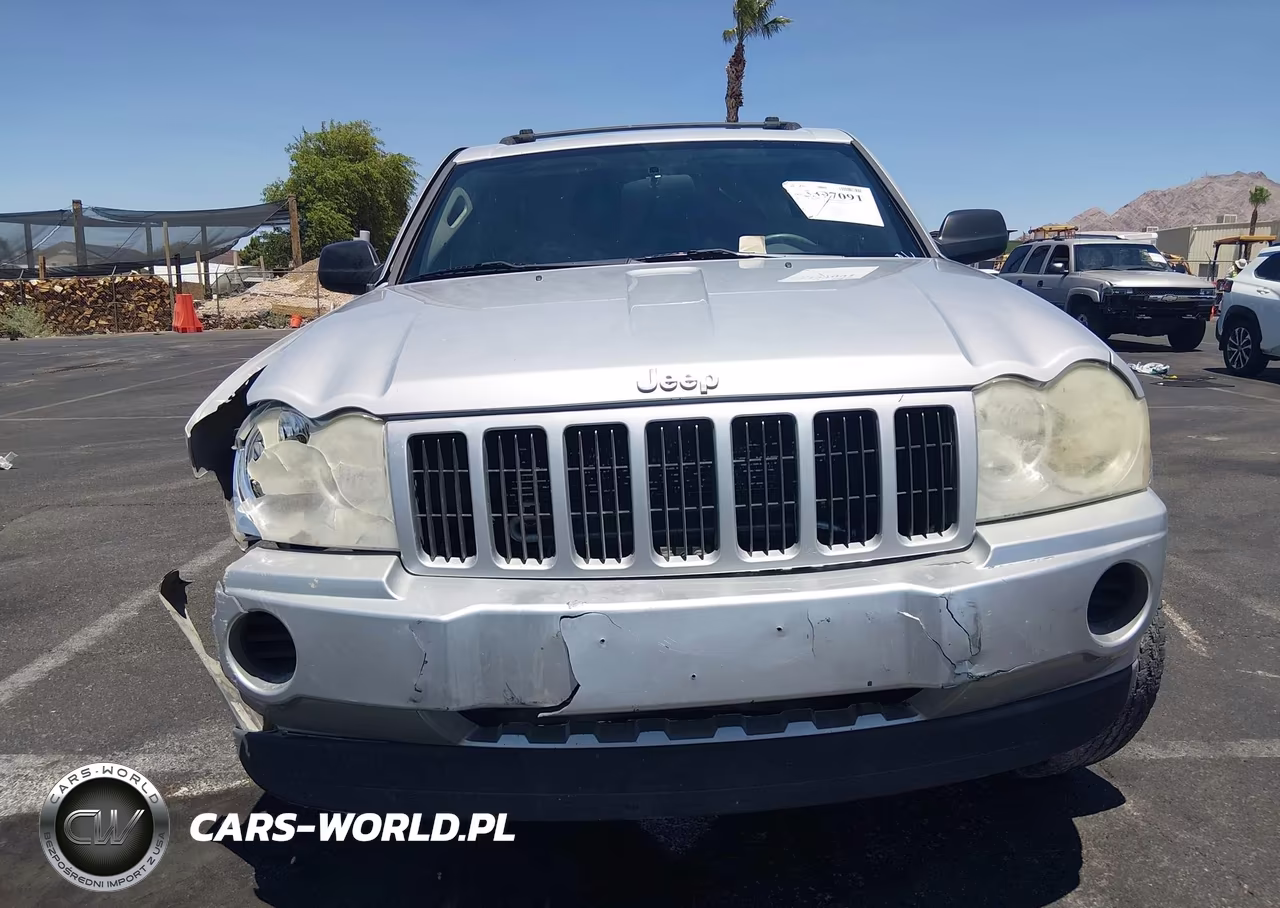 2007 Jeep Grand Cherokee Laredo VIN:1J8GR48K97C613060 - 13