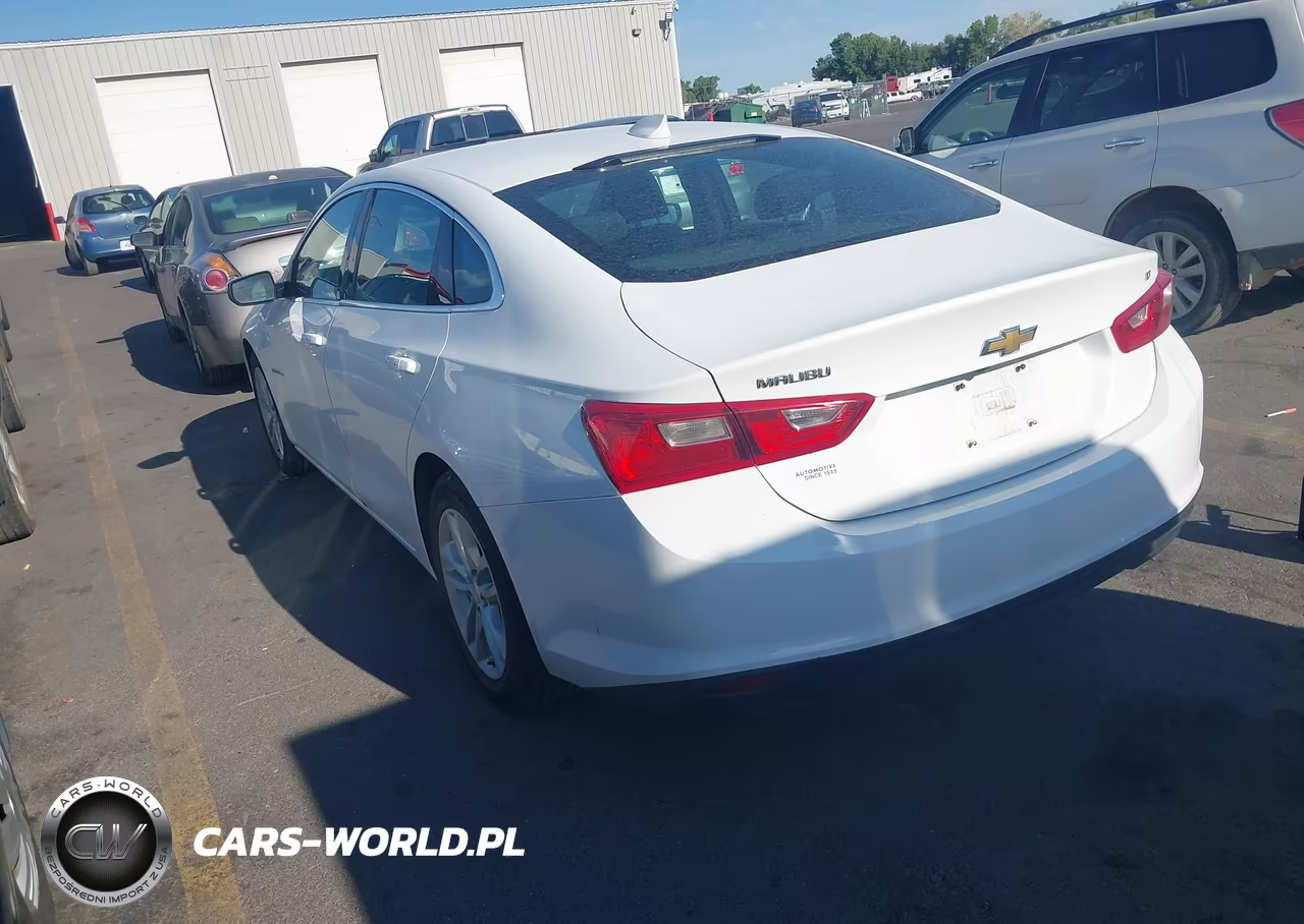 2016 Chevrolet Malibu 1Lt VIN:1G1ZE5ST0GF300165 - 3