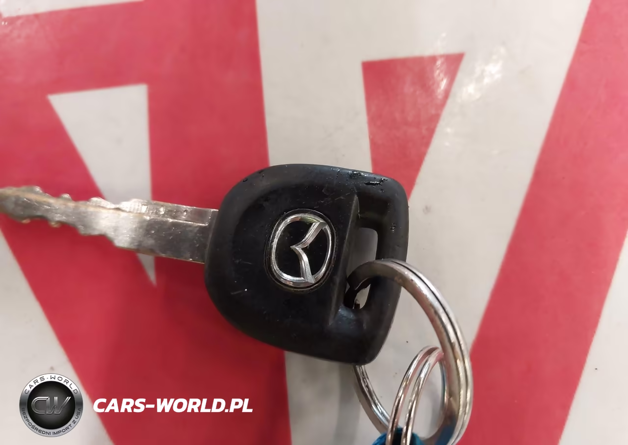 2011 Mazda Mazda3 I Sport VIN:JM1BL1UF0B1412758 - 11