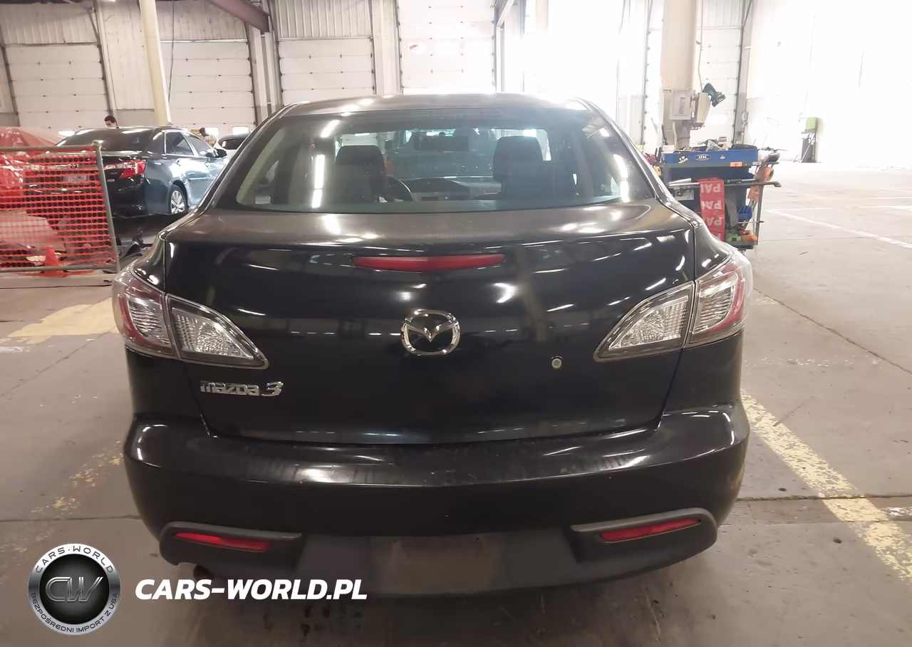 2011 Mazda Mazda3 I Sport VIN:JM1BL1UF0B1412758 - 17