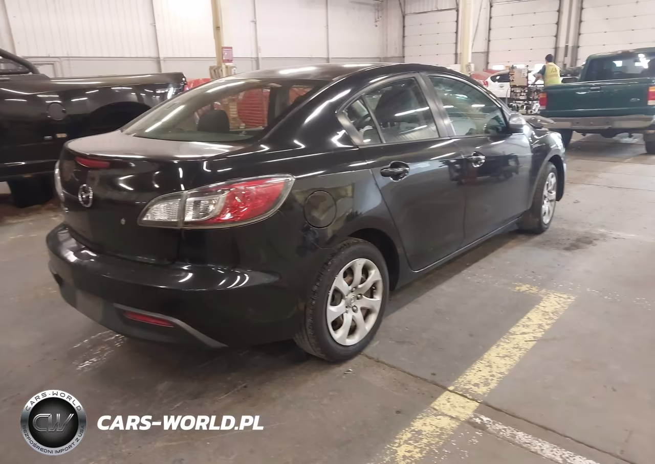 2011 Mazda Mazda3 I Sport VIN:JM1BL1UF0B1412758 - 4
