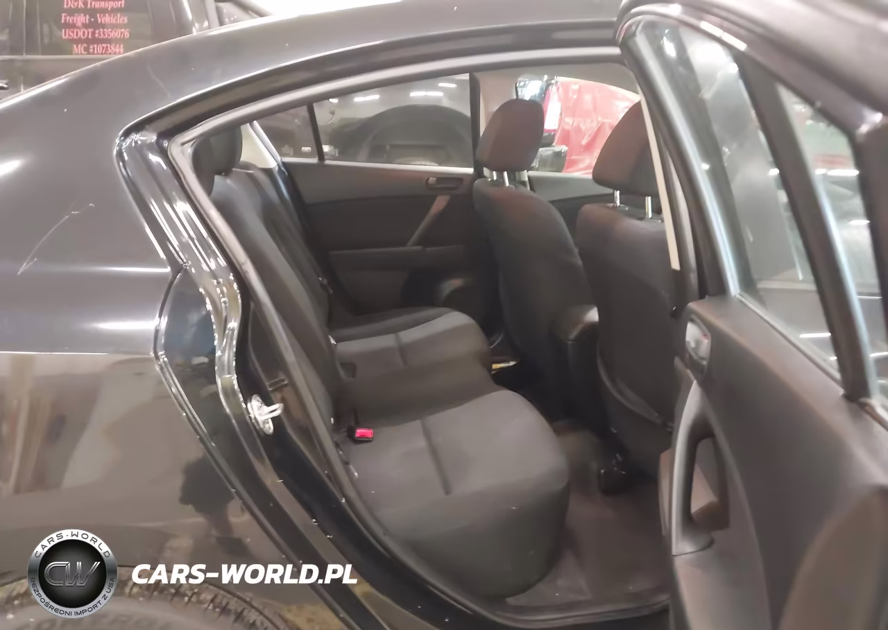 2011 Mazda Mazda3 I Sport VIN:JM1BL1UF0B1412758 - 8
