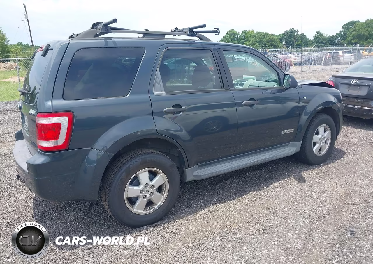 2008 Ford Escape Xlt VIN:1FMCU03118KA66980 - 4