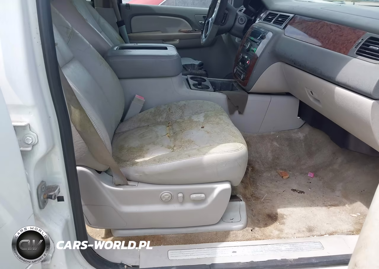 2008 Chevrolet Suburban 1500 Lt VIN:3GNFC16058G104352 - 5
