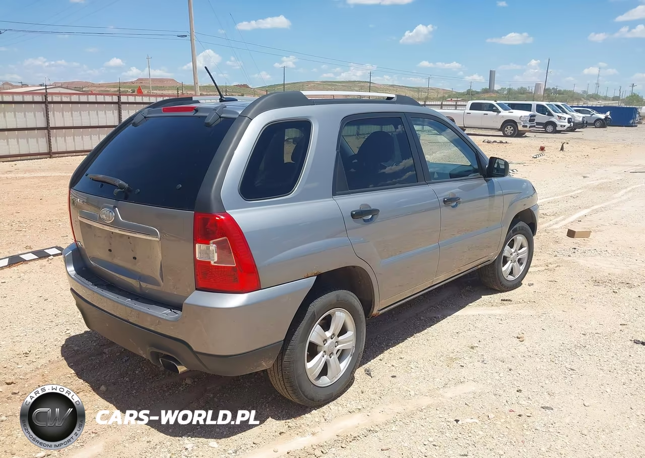 2010 Kia Sportage Lx VIN:KNDKG3A49A7728268 - 4