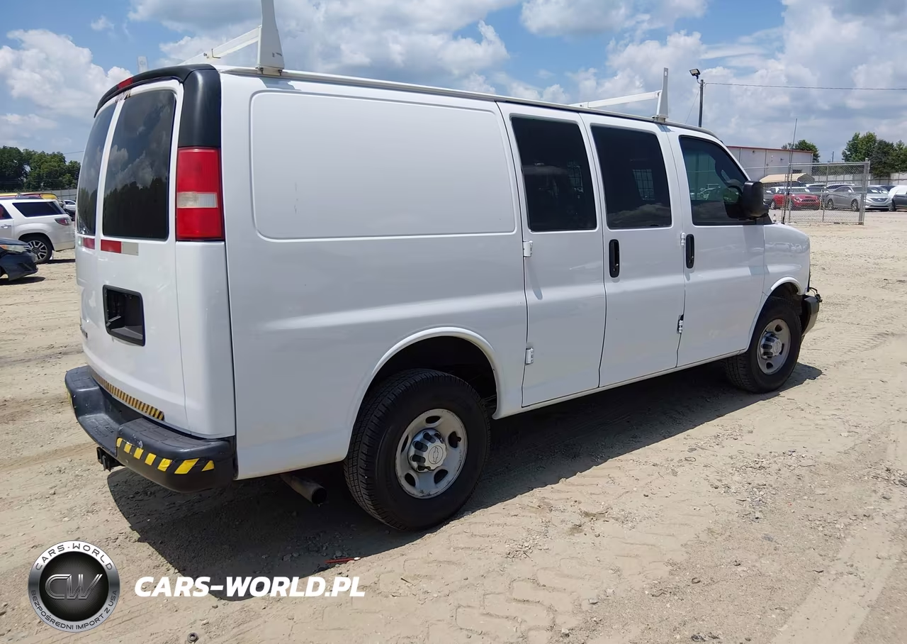 2017 Chevrolet Express 2500 Work Van VIN:1GCWGAFF3H1351451 - 4