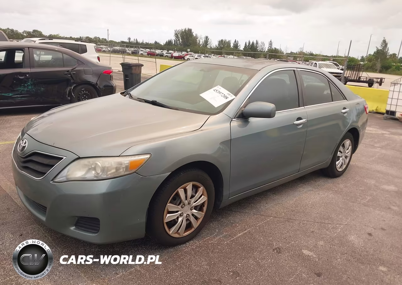 2010 Toyota Camry Le VIN:4T1BF3EK2AU525537 - 2