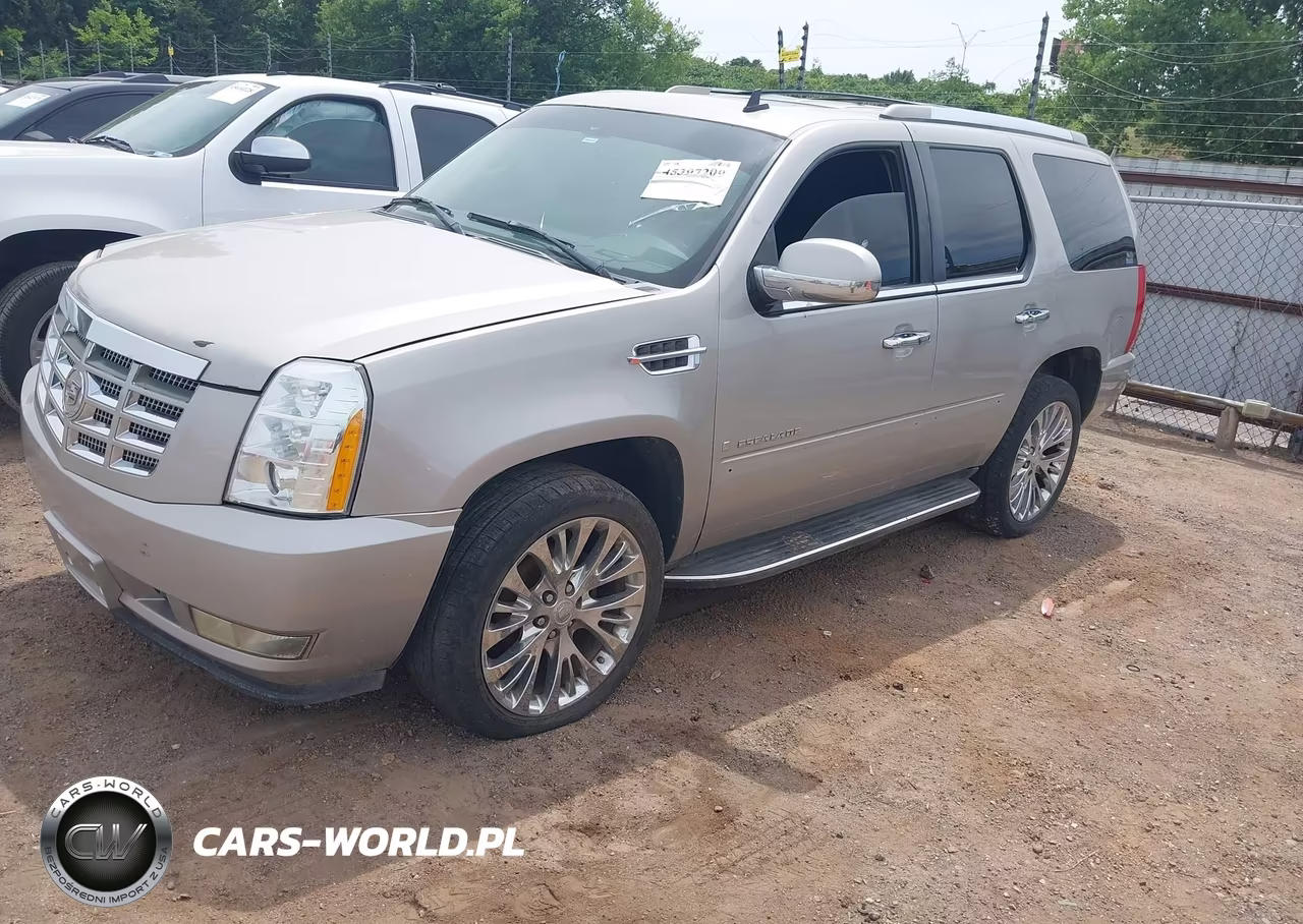 2008 Cadillac Escalade Standard VIN:1GYFK638X8R117837 - 2