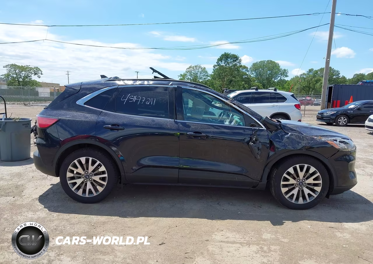 2021 Ford Escape Titanium VIN:1FMCU9J96MUA54867 - 14