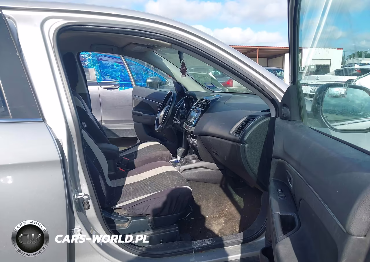 2015 Mitsubishi Outlander Sport Se VIN:4A4AP4AU6FE061835 - 5