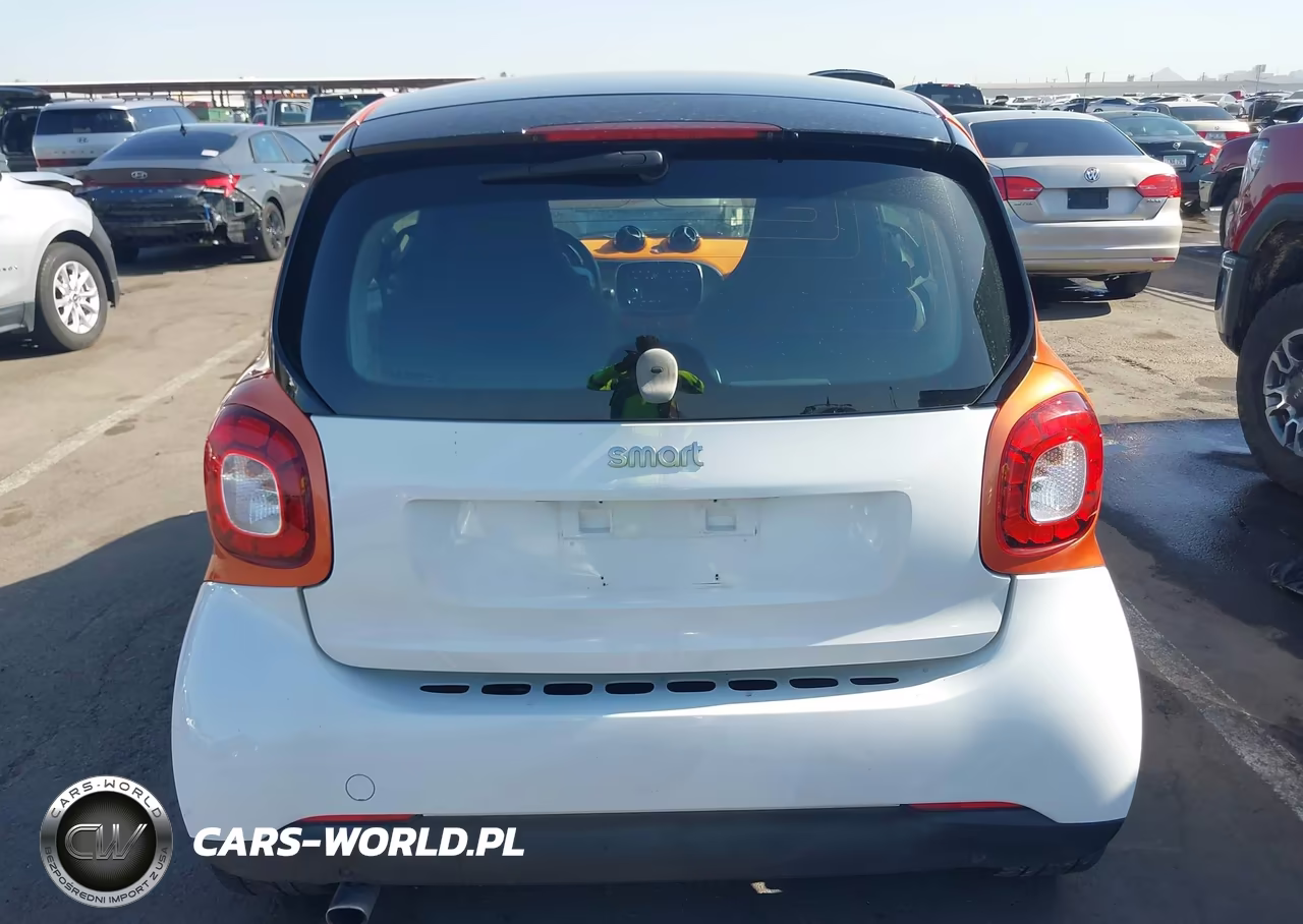 2016 Smart Fortwo Passion VIN:WMEFJ5DA2GK051930 - 16