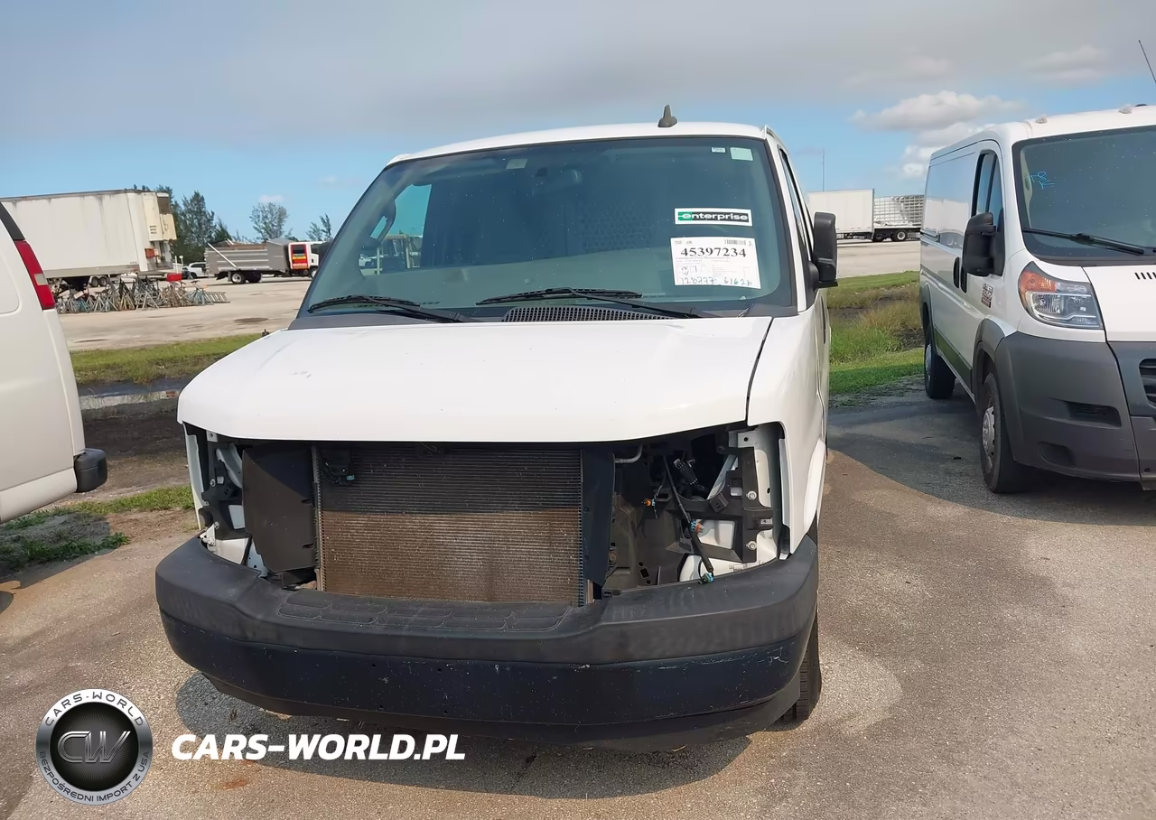 2018 Chevrolet Express 2500 Work Van VIN:1GCWGAFP5J1198389 - 12