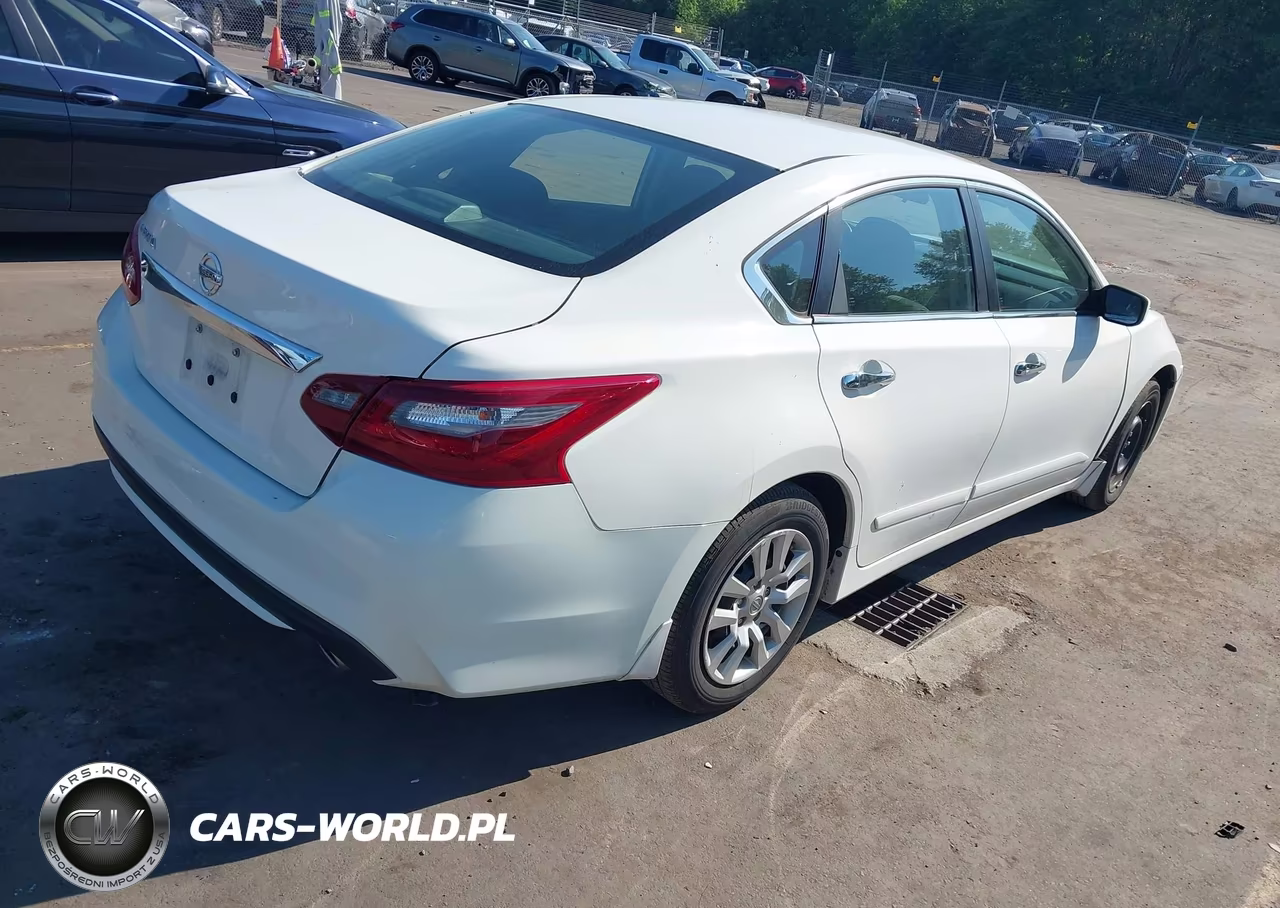 2018 Nissan Altima 2.5 S VIN:1N4AL3AP6JC224338 - 4