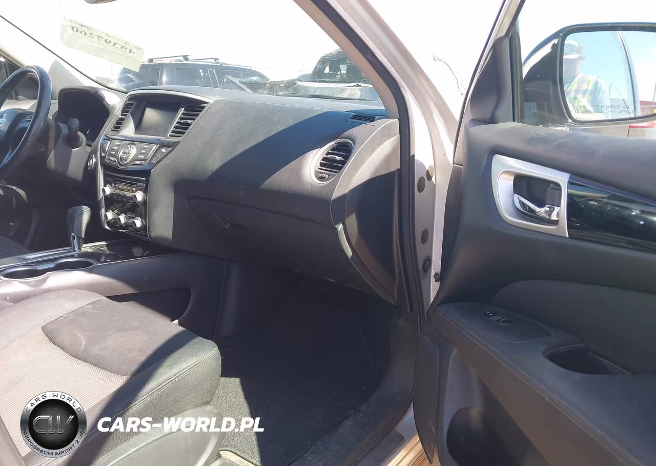 2017 Nissan Pathfinder Platinum-S-Sl-Sv VIN:5N1DR2MN0HC625805 - 5