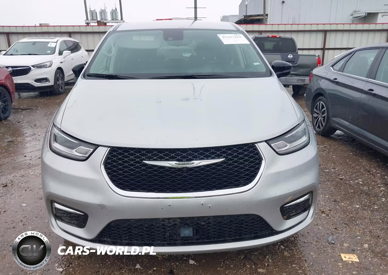 2024 Chrysler Pacifica Hybrid Select VIN:2C4RC1S7XRR150022 - 12