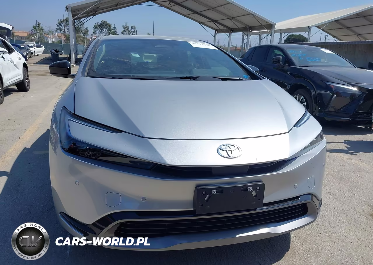 2026 Toyota Prius Xle VIN:JTDACAAU2T3081220 - 12