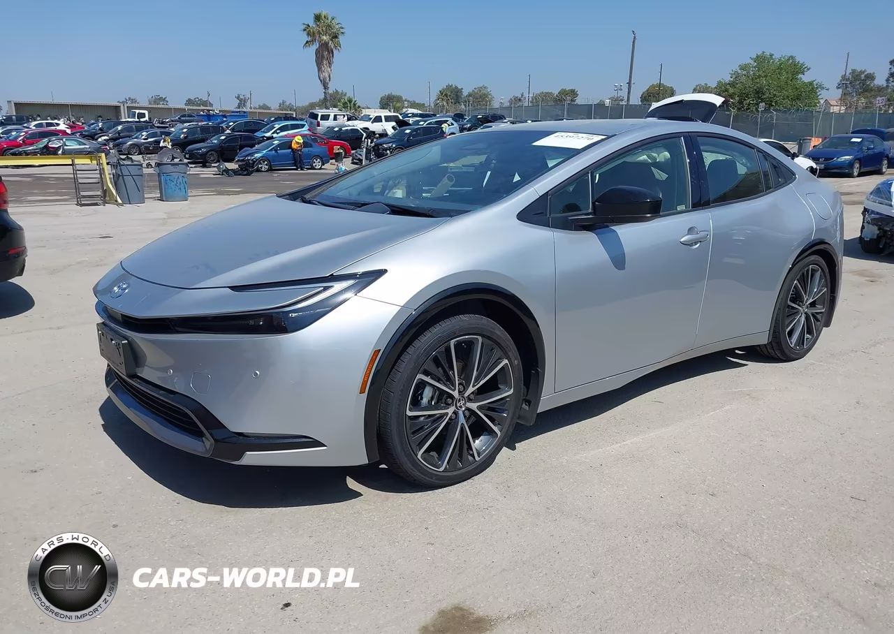 2026 Toyota Prius Xle VIN:JTDACAAU2T3081220 - 2