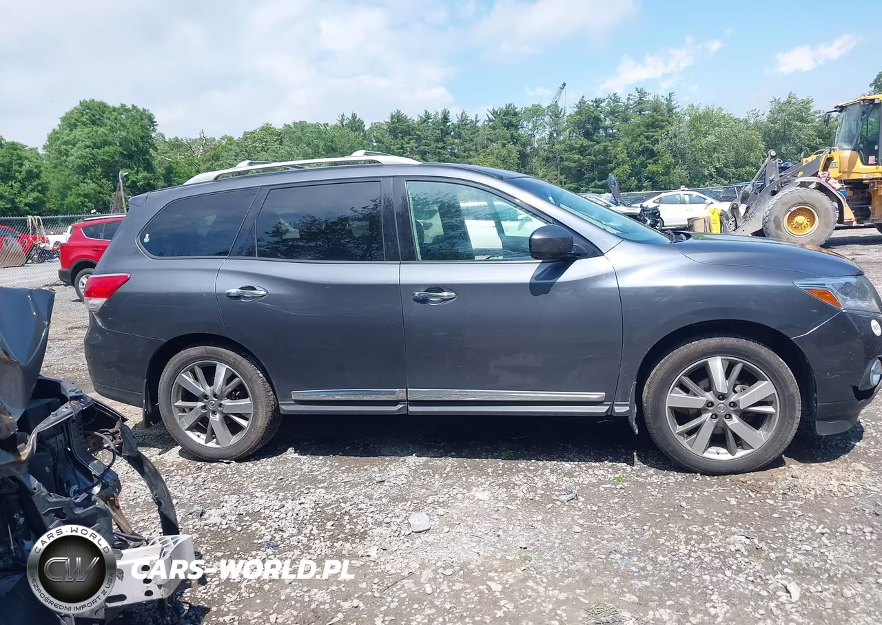 2013 Nissan Pathfinder Platinum VIN:5N1AR2MM6DC628213 - 13