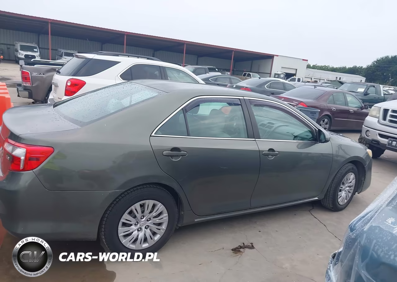 2014 Toyota Camry Le VIN:4T1BF1FK8EU814575 - 13