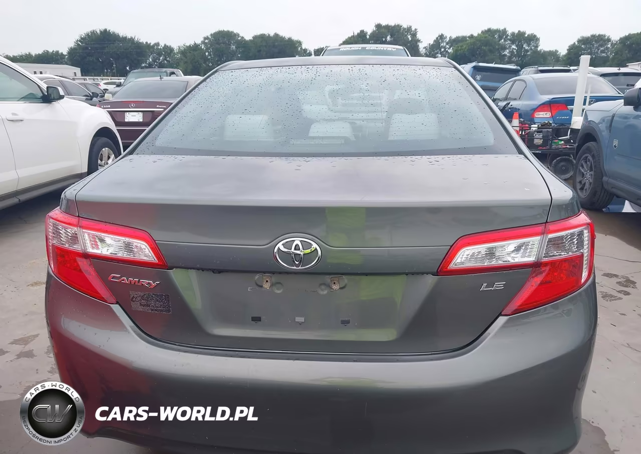 2014 Toyota Camry Le VIN:4T1BF1FK8EU814575 - 16