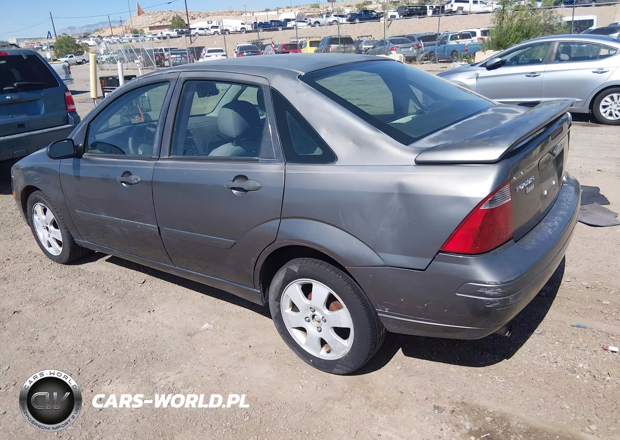 2007 Ford Focus S-Se-Ses VIN:1FAHP34N67W157244 - 3