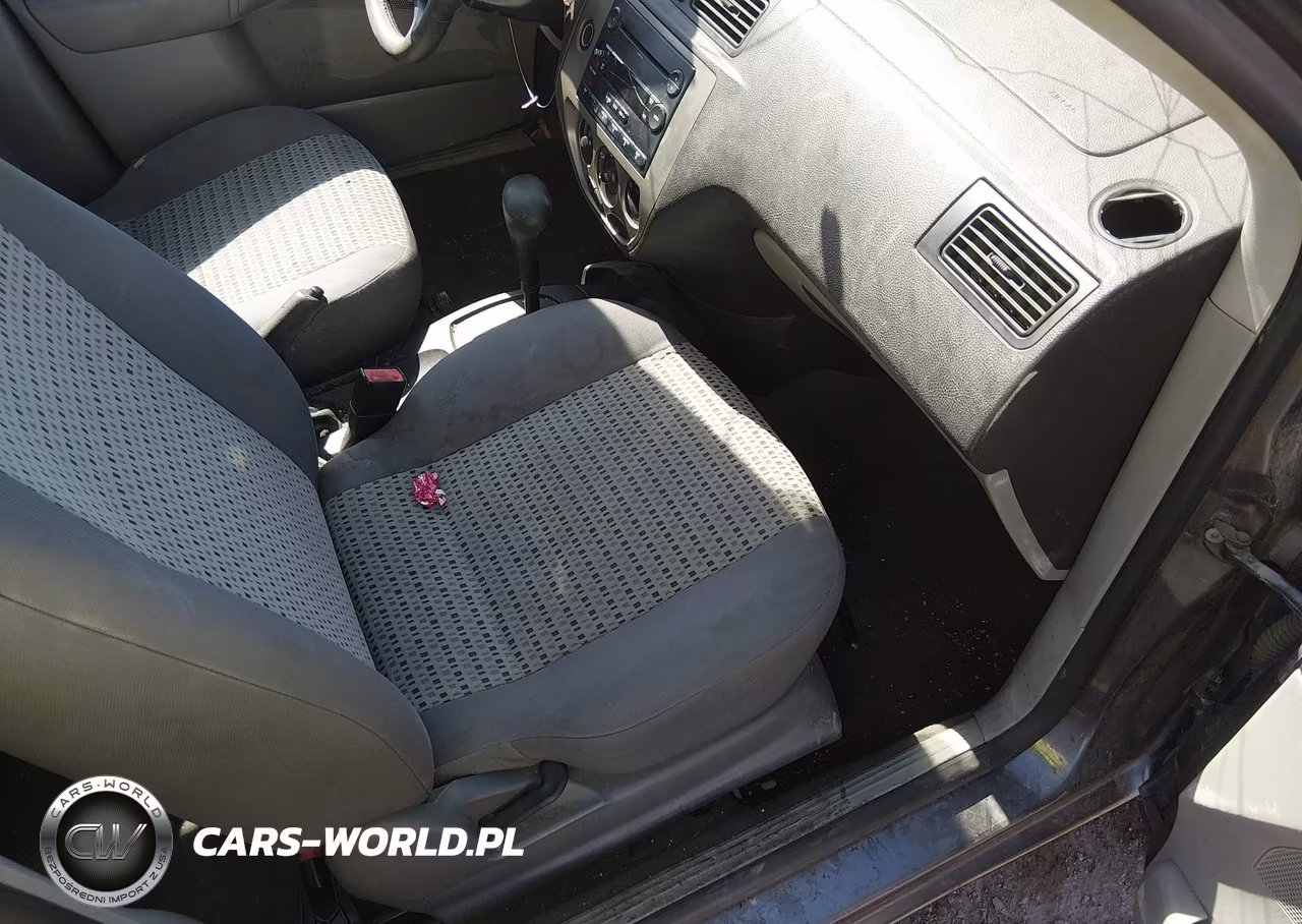 2007 Ford Focus S-Se-Ses VIN:1FAHP34N67W157244 - 5