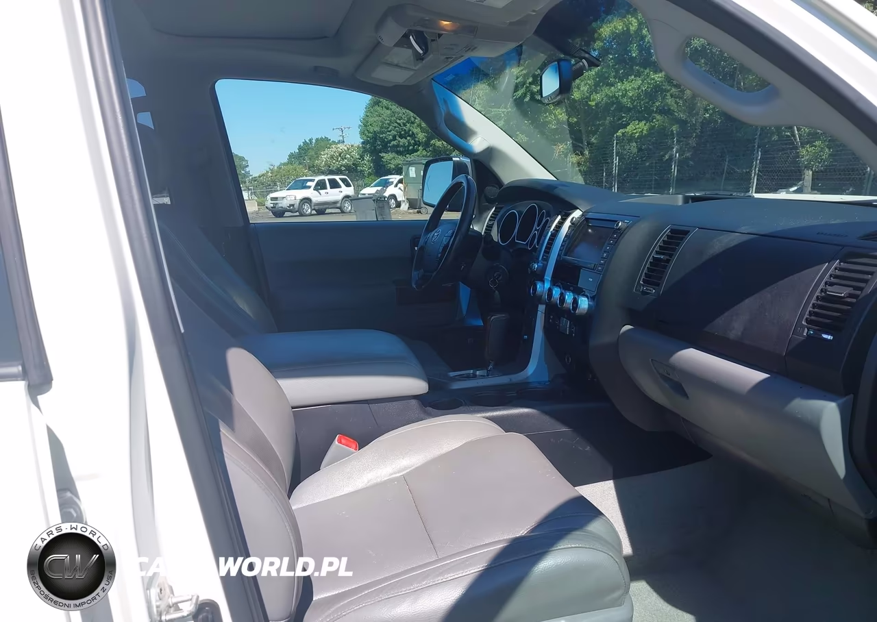 2010 Toyota Sequoia Platinum 5.7L V8 VIN:5TDDW5G13AS032368 - 5