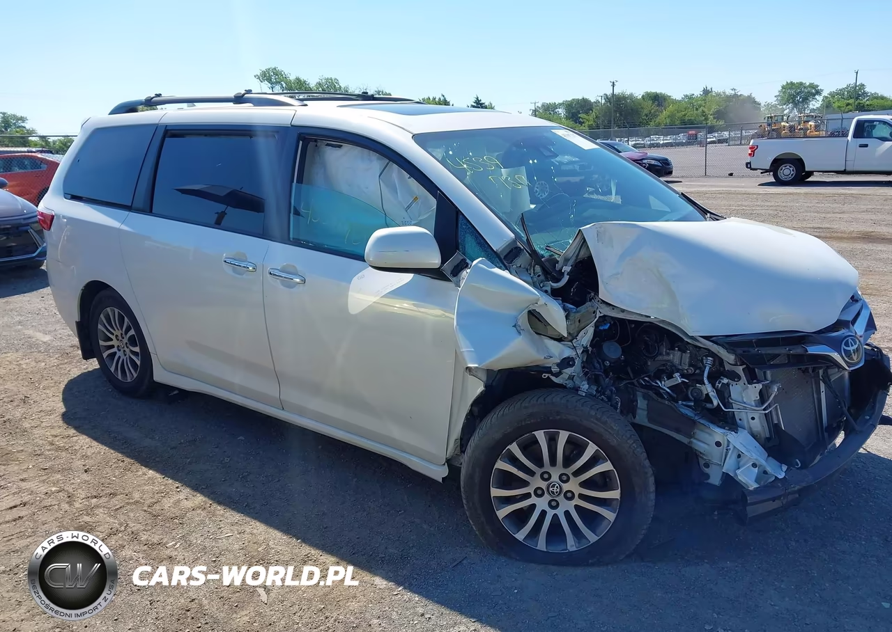 2020 Toyota Sienna Xle Premium – zdjęcie 1 z 17