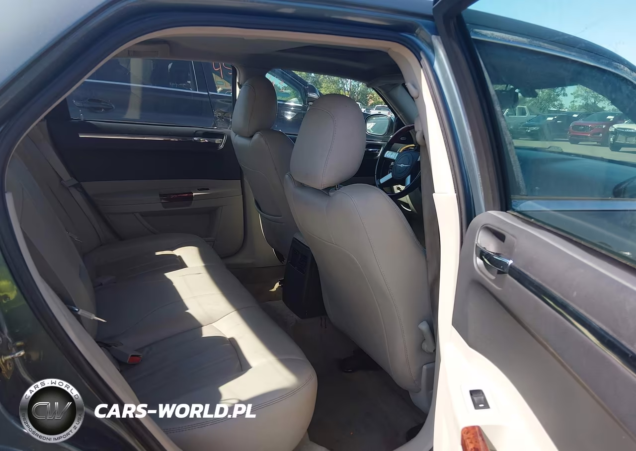 2006 Chrysler 300C VIN:2C3KA63H96H220076 - 8