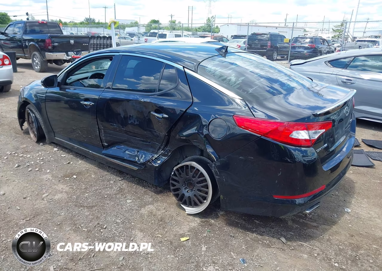 2013 Kia Optima Sx VIN:5XXGR4A60DG097428 - 3
