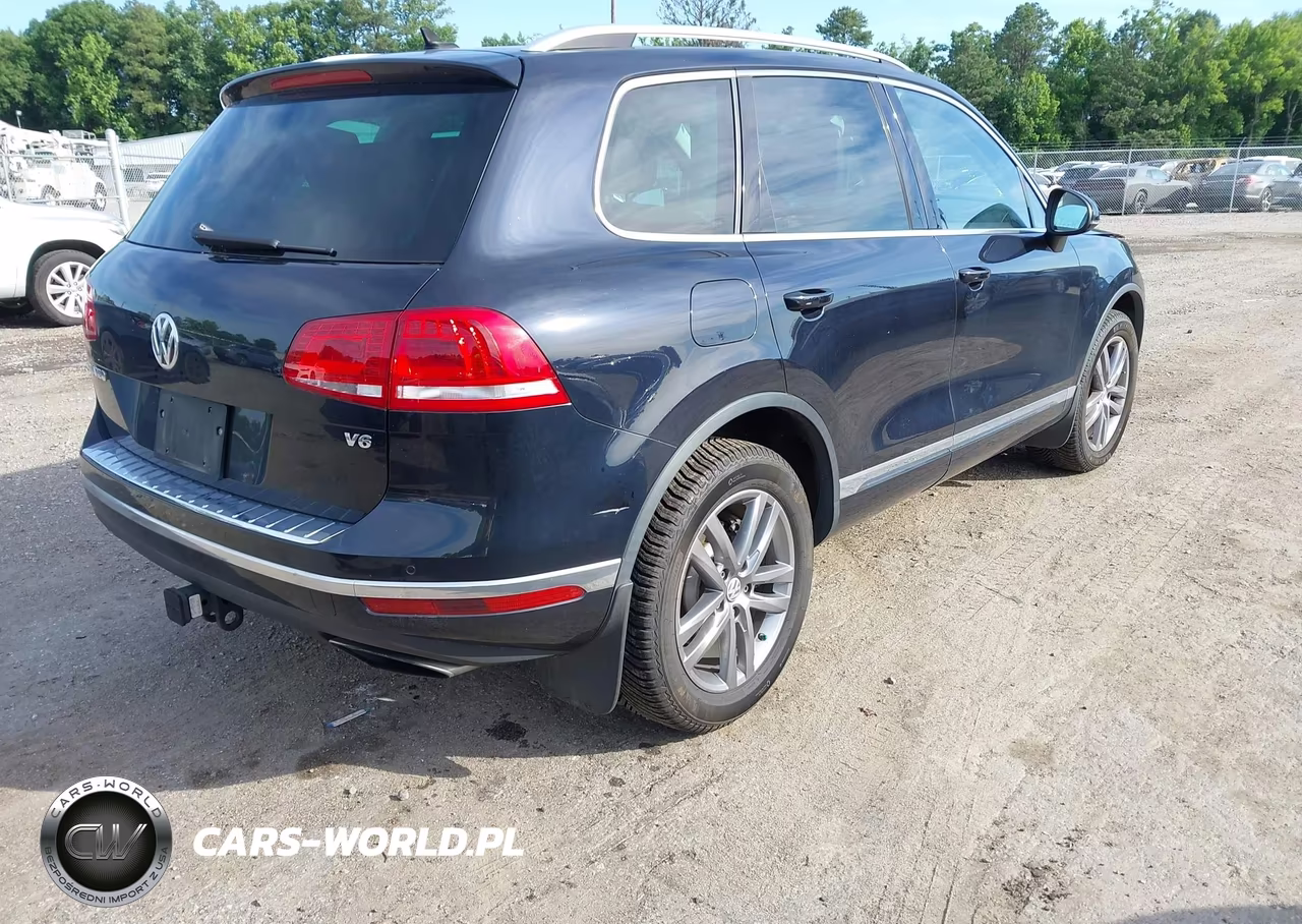 2016 Volkswagen Touareg Vr6 Lux VIN:WVGEF9BP6GD011585 - 4